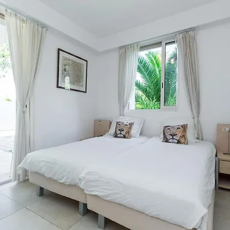 Enticing In Les Pins Near The *